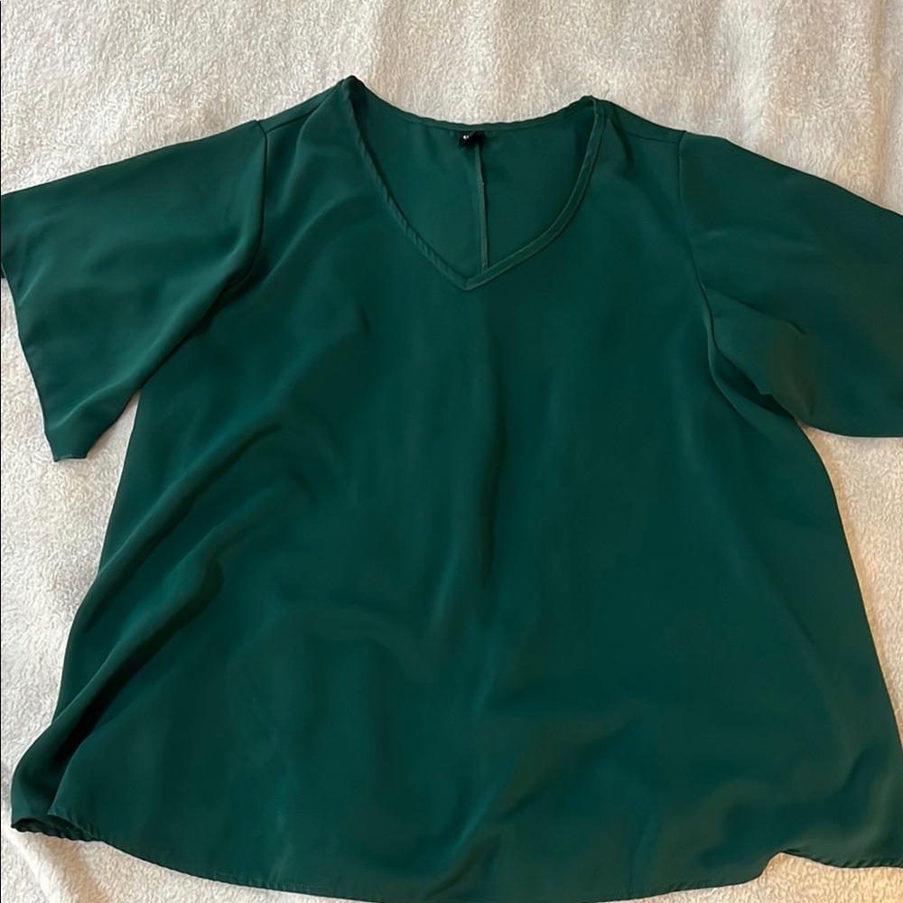 SHEIN Green Short Sleeve Relaxed Blouse